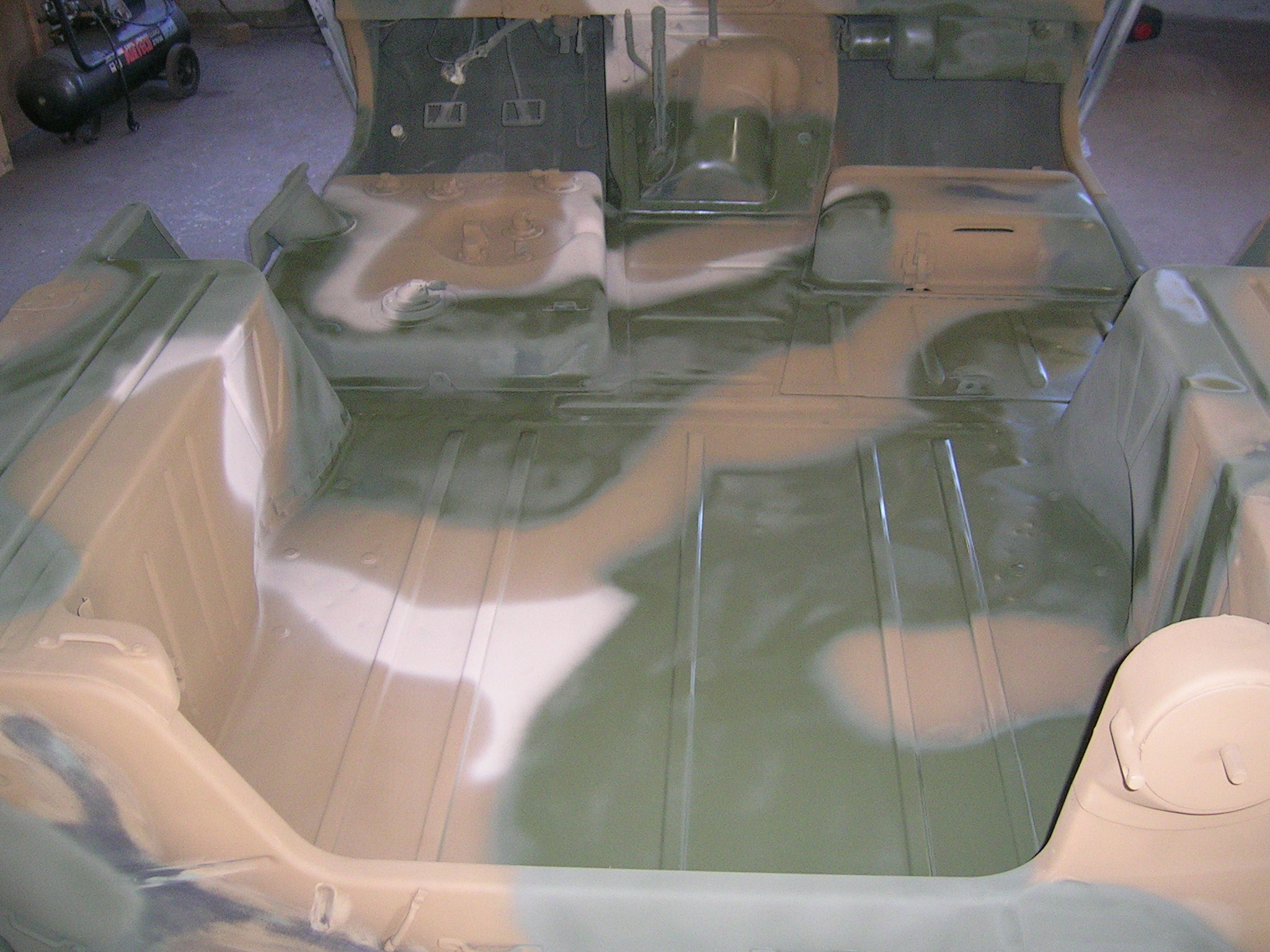 Alles nochmal anschleifen und wieder lackieren