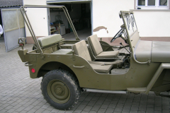 Bernhards M201 Hotchkiss (ähnlich Willys-Jeep)