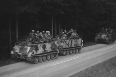 m113-der-us-army-am-strassenrand-reforger-2-1970.jpg